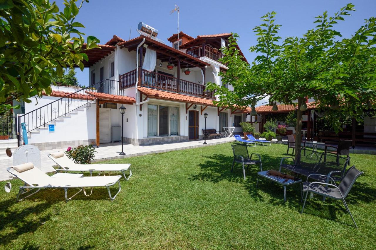 Sophia Houses By The Sea Nea Kallikrateia Exterior photo