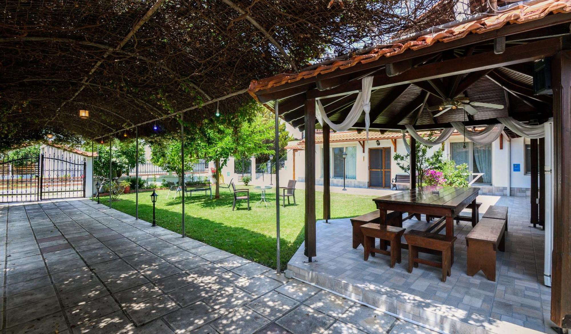 Sophia Houses By The Sea Nea Kallikrateia Exterior photo